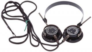 German WW2 Signals Model EH 375 4000W Telefunken Headphone Set