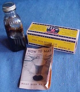 Charles E Hires Co Root Beer Extract 1929 Household Formula Kit w Box