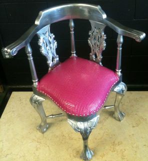 HOLLYWOOD REGENCY CROCODILE HOT PINK & GLAM SILVER CORNER ACCENT CHAIR
