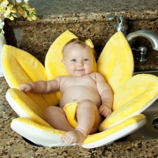 Features of Blooming Bath Baby Bath   Canary Yellow