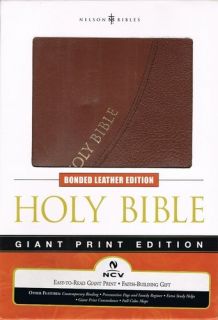 Holy Bible Giant Print New Century Version (9780718019129