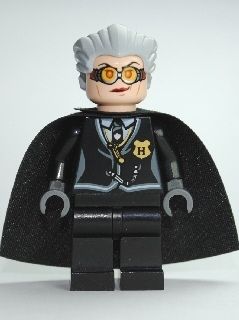 Lego Harry Potter Madame Hooch Light Flesh Minifigure