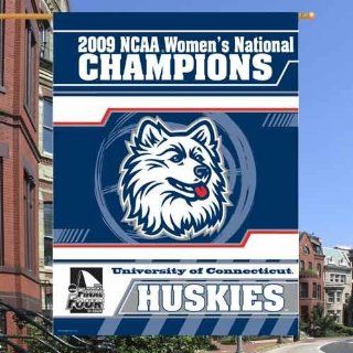Connecticut Huskies (UConn) 18 x 36 2009 NCAA Womens