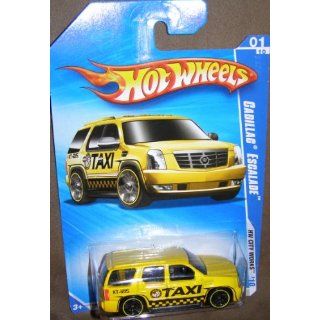 2010 HOT WHEELS HW CITY WORKS 109/240 YELLOW TAXI CADILLAC