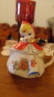 Hull Pottery RARE Little Red Riding Hood Teapot