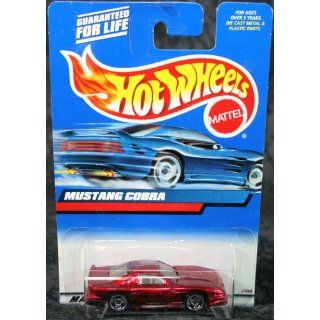   Hot Wheels 2000 Collector #121 Mustang Cobra 1/64 Toys & Games