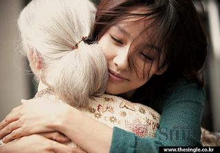 2012 Lee Hyori K Pop Star Calendar South Korea Donation for Abandoned