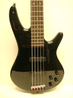 Ibanez Gio Soundgear GSR205 5 Str Bass Guitar