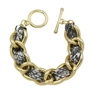  and has a toggle clasp part of the icon collection boutique quality