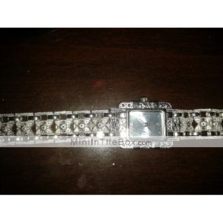 Womens Fashionable Style Alloy Analog Quartz Bracelet Watch (Silver