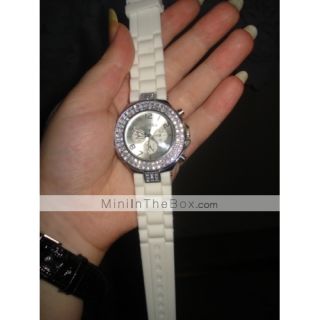 USD $ 5.49   Womens Plastic Analog Quartz Wrist Watch (Assorted
