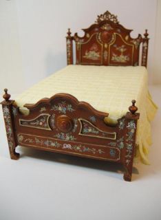  Miniature Famous Furniture 10100 Amazing Hand Paint Bed
