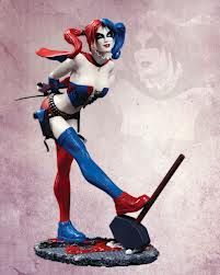 DC Comics Cover Girls Harley Quinn Statue by DC Direct Preorder