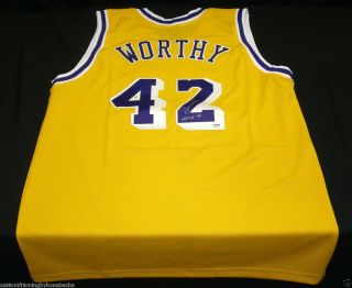 James Worthy Signed Los Angeles Lakers Custom Jersey NBA Top 50 PSA