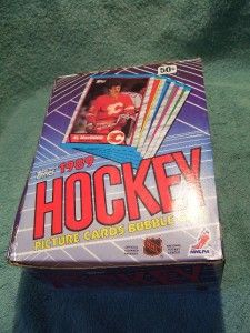 1989 90 Topps Hockey Box 36 Packs Joe Sakic RC Look