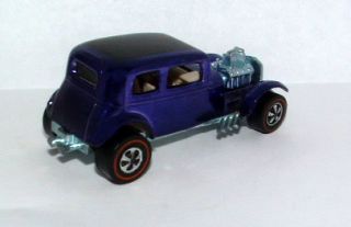 Red Line 32 Ford Vicky Purple w White Int C9 Condition