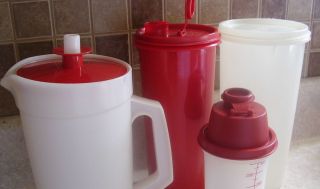 pc TUPPERWARE PITCHER JUICE KEEPERS CONTAINERS, TUPPERWARE Liquid
