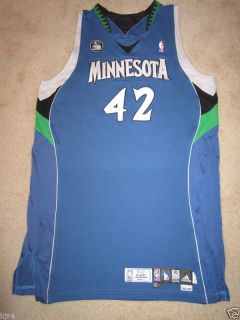 Kevin Love #42 Minnesota Timberwolves NBA Game Worn Rookie Year Used