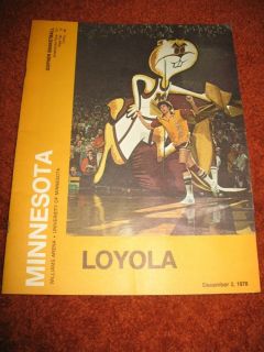 1978 University of Minnesota Basketball program Kevin Mchale Autograph