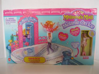 1997 Melanies Mall on Ice Show Skate Rink Boy Doll Costumes Cap Toys
