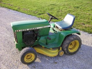 John Deere 112 riding lawn tractor mower variable speed electric lift