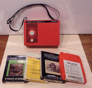 LEAR JET STEREO 8 TRACK SOLID STATE PORTABLE PLAYER WITH 4 TAPES VERY