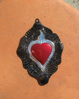 FLAMING HEART HAND PAINTED TIN ORNAMENT MILAGRO MEXICO 
