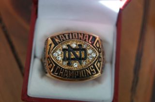 National Title Championship Ring Head Coach Lou Holtz with Ring