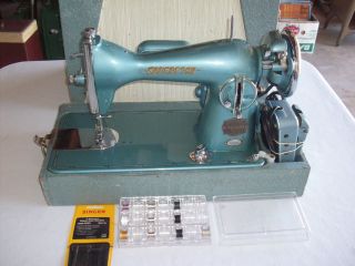 Vintage Sovereign Metal Sewing Machine Japan