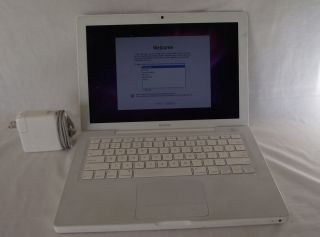Apple MacBook Laptop A1181 MB062LL B 13 3 10 5 2 2GHz Core 2 Duo