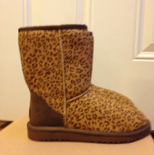 UGG Classic Boots Leopard Print Womens Size 5