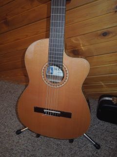 Manuel Rodriguez MR608 Classical Acoustic Electric Guitar with Case