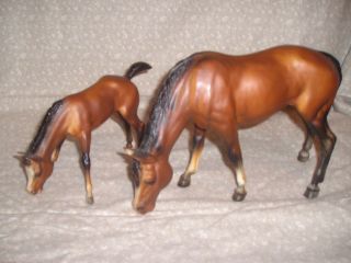 Breyer horse/Vintage / Mare & Foal grazing/ 2 pcs./ nice condition