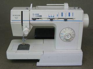 Singer Merritt Sewing Machine 4525
