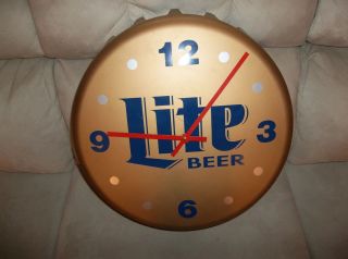 RARE Awesome Miller Lite Beer Bottle Cap Wall Clock