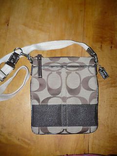 /TAN CROSSBODY SHOULDER BAG PURSE PRE OWNED FROM TEXAS OUTLET STORE