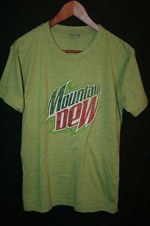 AA MENS GREEN SHORT SLEEVE GRAPHIC MOUNTAIN DEW T SHIRT SIZE M