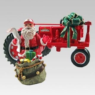 BRADFORD FARMALL TRACTORS Santa Farm Figurine 01 10255 003 SPECIAL