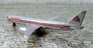 American Airlines No Scale Display Jet Airliner Diorama Die Cast