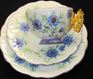 AYNSLEY BUTTERFLY HANDLE LOVE IN THE MIST MAUVE TEA CUP AND SAUCER