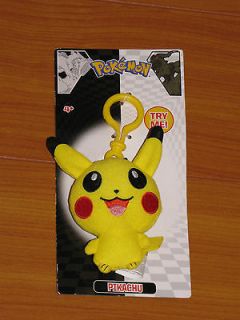 Pikachu backpack/tote bag/clothes Moves and Shakes Clip by Jakks