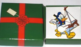 ✿Christmas Surprise✿Donald Duck✿Holiday✿Toy Sail Boat✿Angry