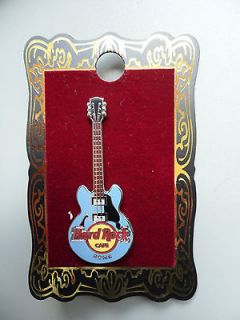 Rock Cafe Rome 2 string light blue classic core Guitar Pin on card