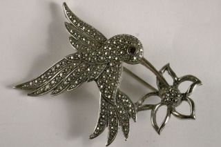 Avon Hummingbird Bird Marcasite Pin Rhinestone Eye Vintage Retro Very