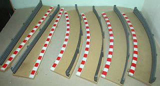 SCALEXTRIC SPORTS SAND OUTER BORDERS AND BARRIERS IDEAL FOR A SLOT CAR