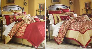 800 Harmony Bedding Collection by Reba Reversibl e Queen Comforter