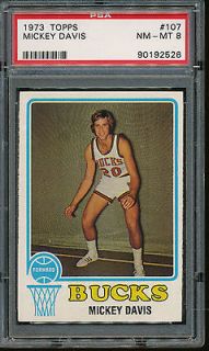 1973 Topps Basketball #107 Mickey Davis PSA 8 Milwaukee Bucks