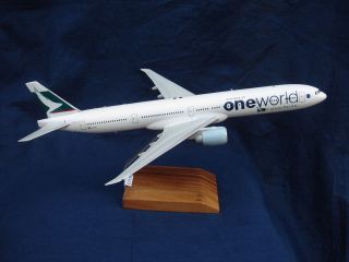 Boeing 777 300 Cathay Pacific One World in 1/144 scale, a mahogany