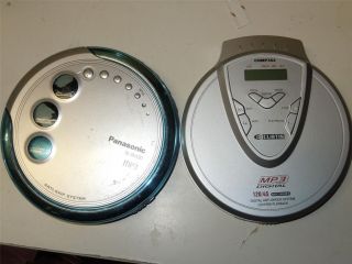 Portable CD/ Discman Player Panasonic & Curtis 1 Woking 1 Parts