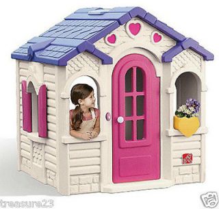 step 2 playhouse in Outdoor Toys & Structures